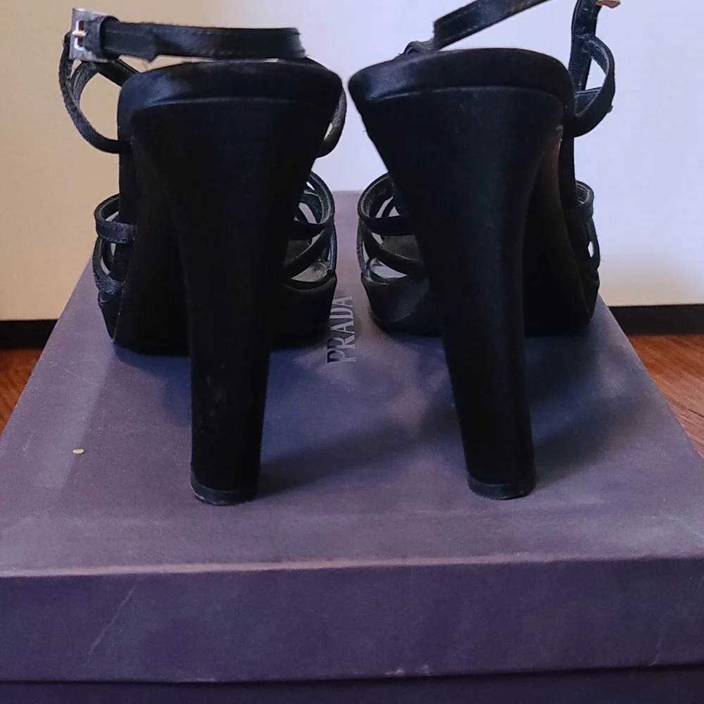 Prada Raso Nero shoes - Picture 4 of 10